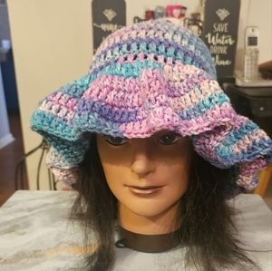 Crochet Bucket Ruffle Hat-Multicolor